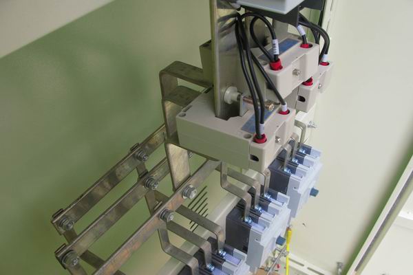 鼎城控制箱-3683讲讲控制箱的使用特点